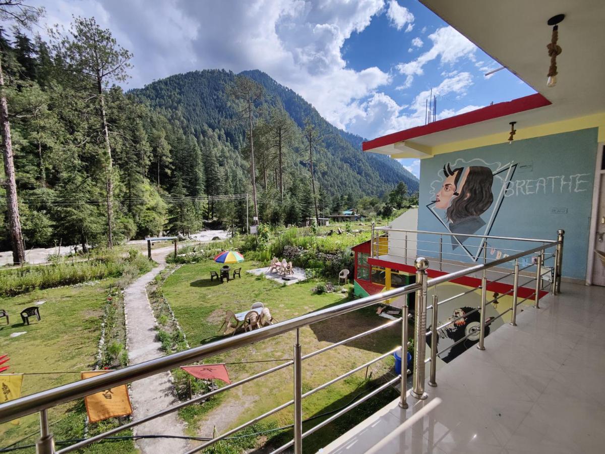 Breathe Inn Kasol Ngoại thất bức ảnh