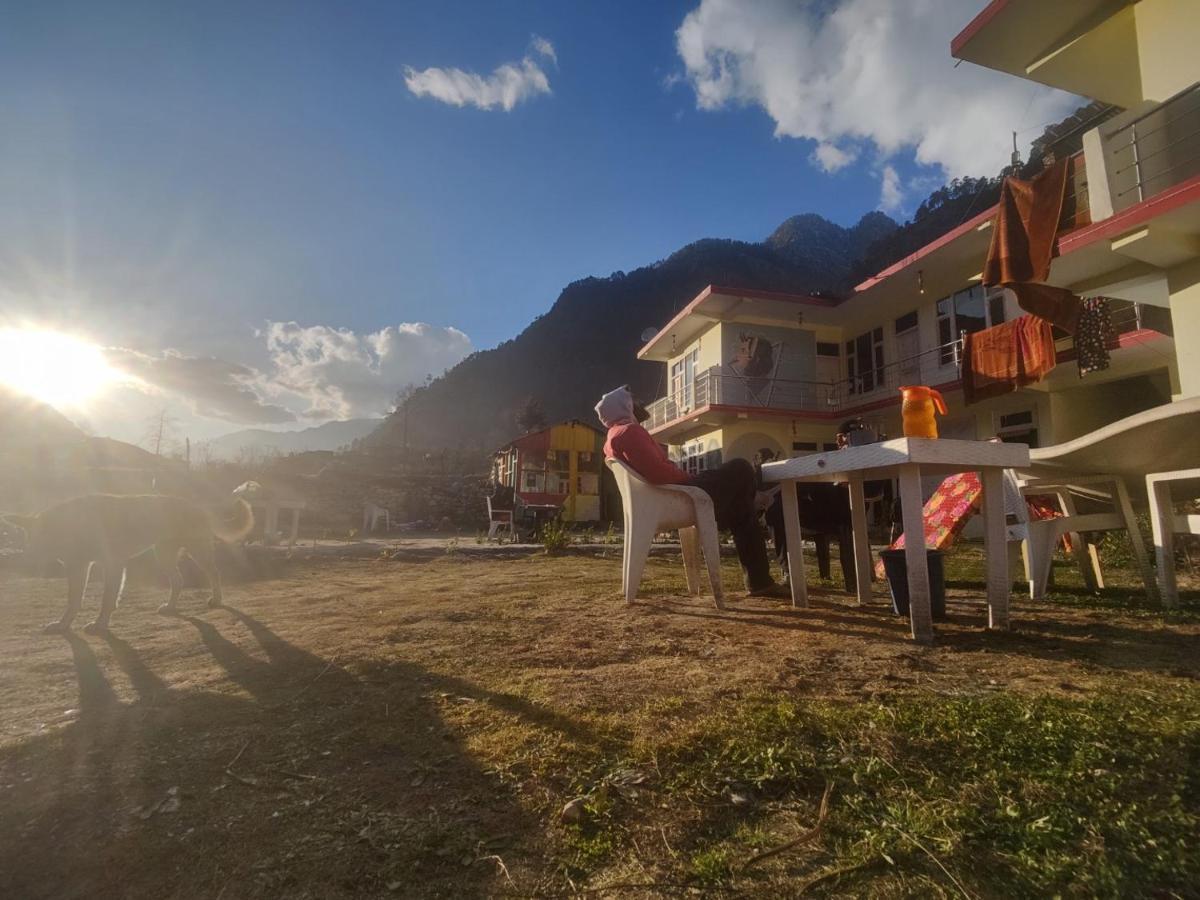 Breathe Inn Kasol Ngoại thất bức ảnh