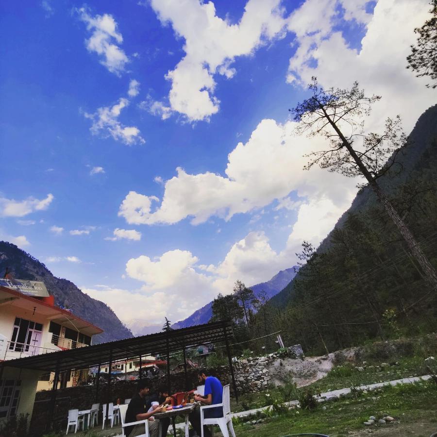 Breathe Inn Kasol Ngoại thất bức ảnh