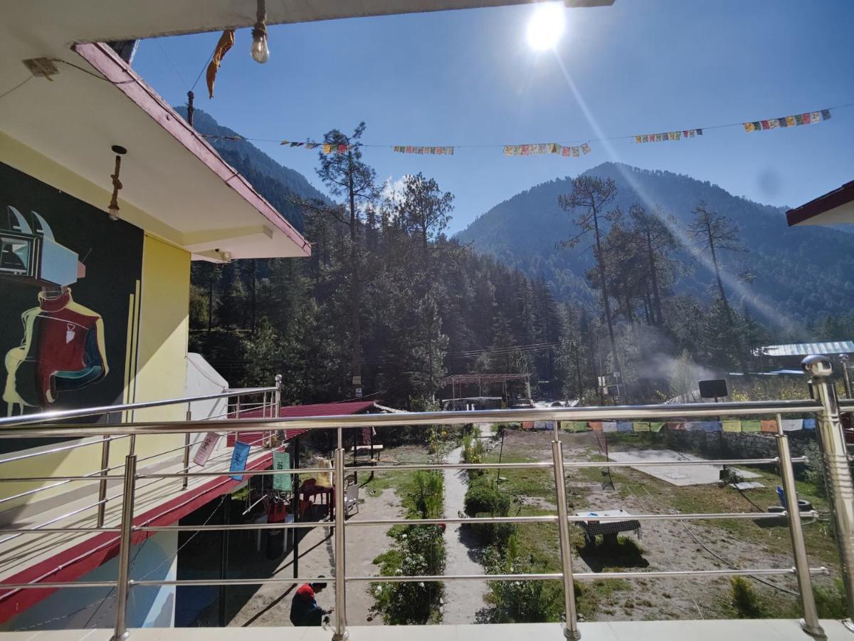 Breathe Inn Kasol Ngoại thất bức ảnh