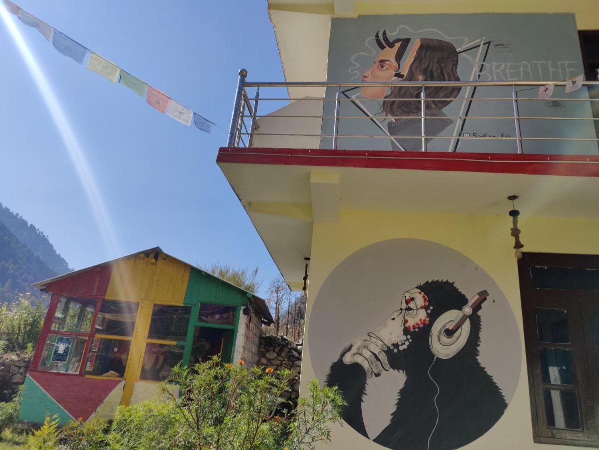 Breathe Inn Kasol Ngoại thất bức ảnh