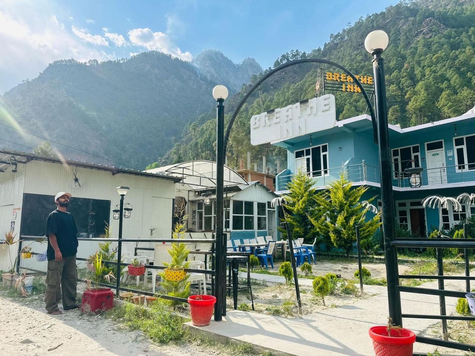 Breathe Inn Kasol Ngoại thất bức ảnh